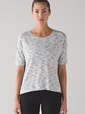 Lululemon Run It Out Tee
